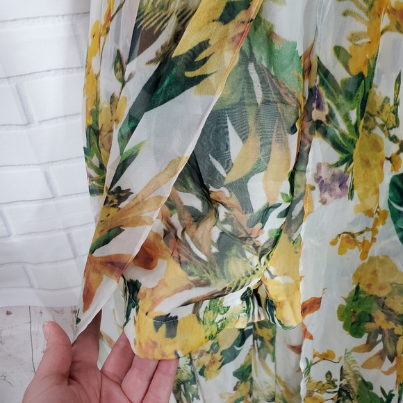 Luxxel Yellow Floral Romper Dress - Picture 5 of 8